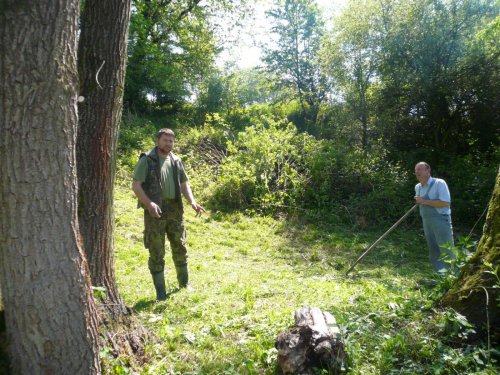 Úklid studánky na Popovsku - 7.5.2011